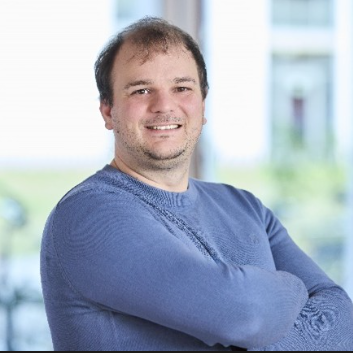 Dr. Fabian Jeschull